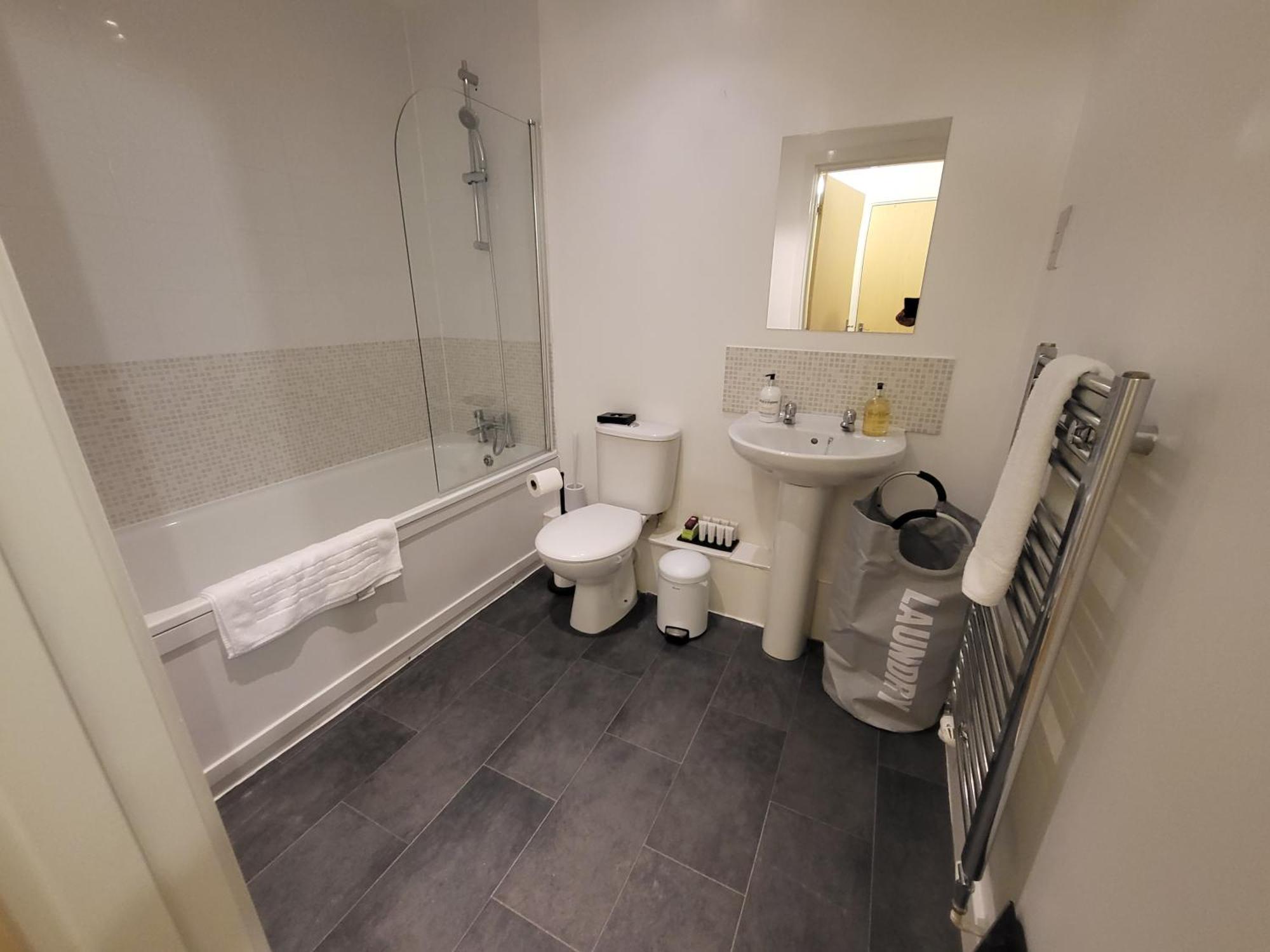 Garland Central City Apartment London 2 エクステリア 写真